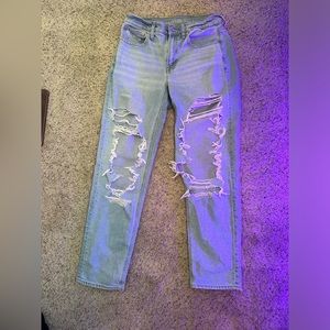 american eagle mom jeans